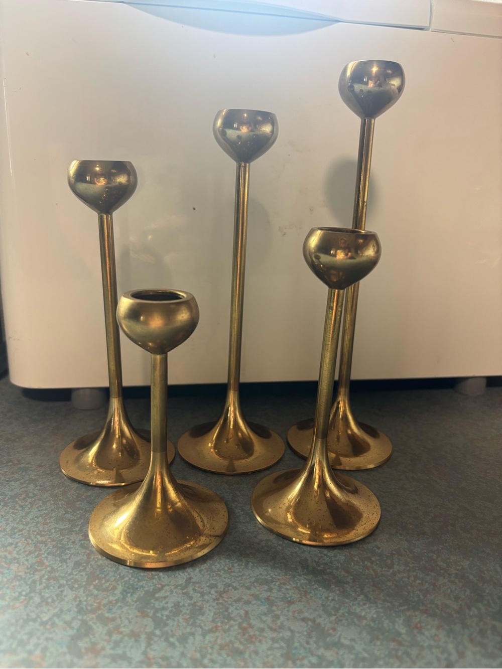 Vintage Set of 5 Graduated Brass Candlesticks – Mid Century Modern Trumpet